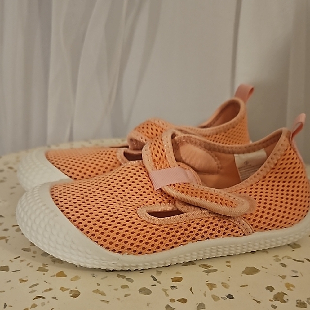 Cat & Jack Light Coral Water Shoes